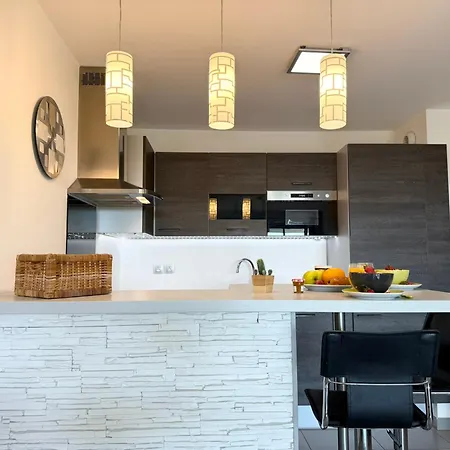 アパート Magnifique Avec Terrasse Et Piscine *